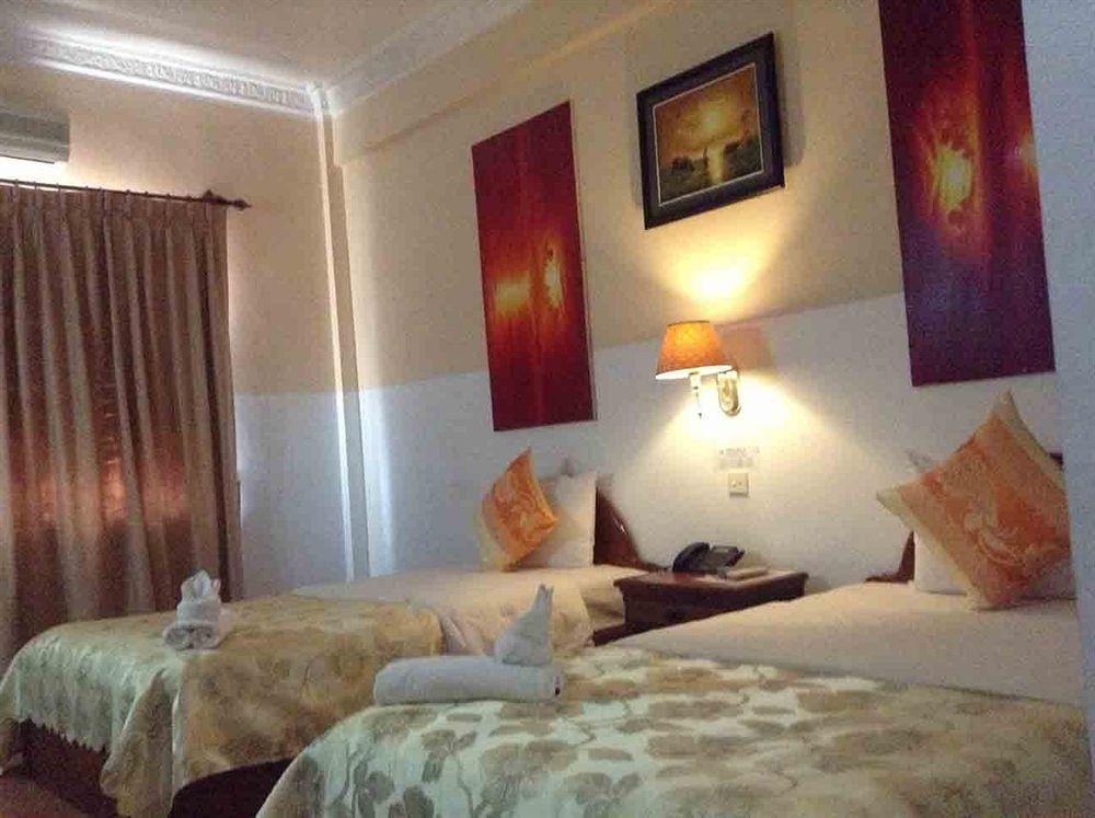 Han Kong Hotel And Restaurant Sziemreap Kültér fotó