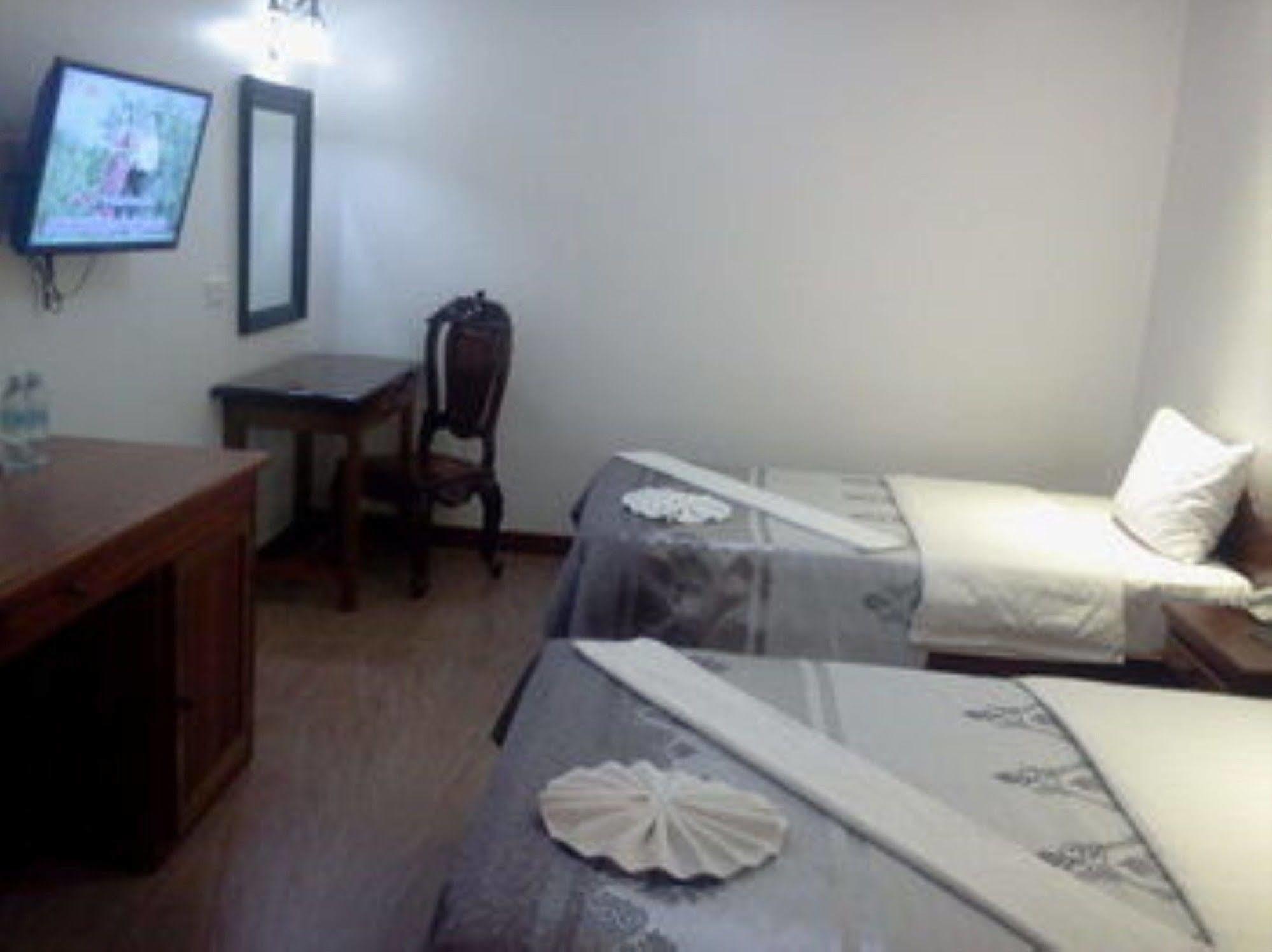 Han Kong Hotel And Restaurant Sziemreap Kültér fotó