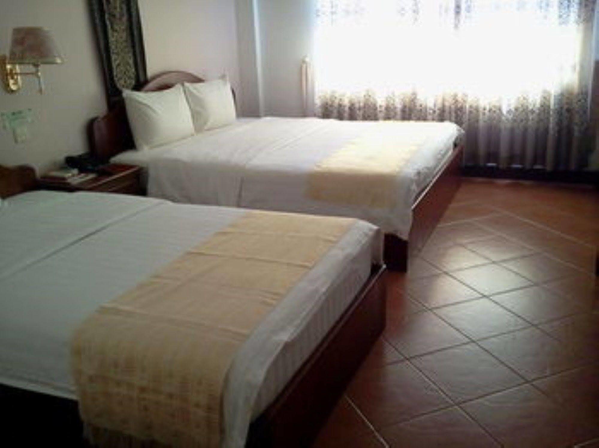 Han Kong Hotel And Restaurant Sziemreap Kültér fotó